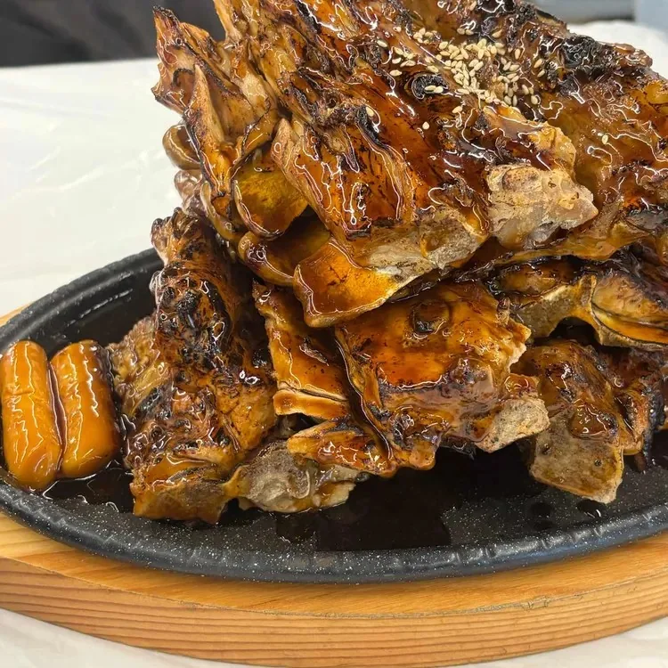 돼지 뼈구이