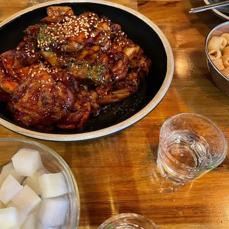 숯불양념치킨