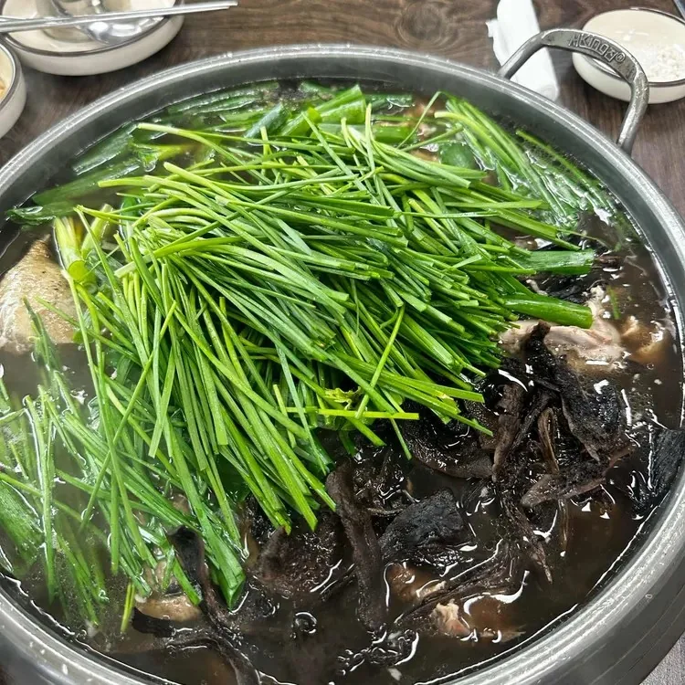 능이버섯 오리백숙
