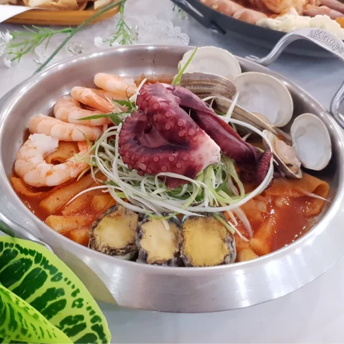 해물떡볶이·모둠튀김