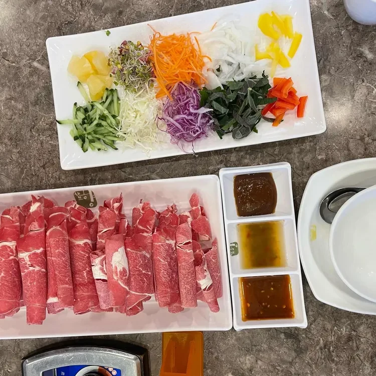 한우샤부샤부·월남쌈